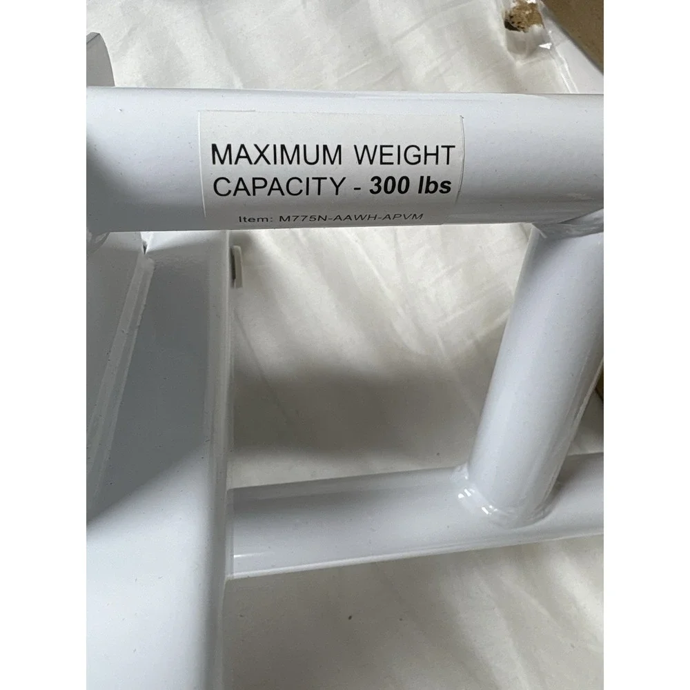 Vaunn bathtub safety